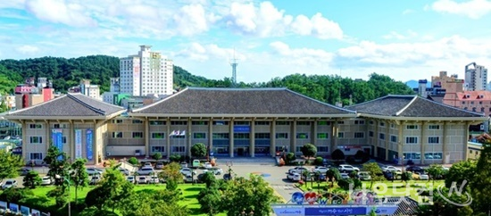 여수시청 전경