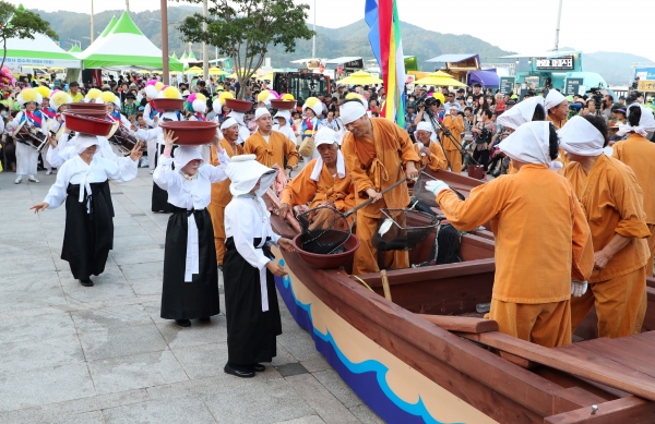 제22회 광양전어축제, 역대 최대 5만 명 인파 몰렸다 (광양시제공)